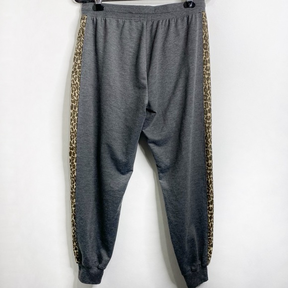Splendid Gray and Leopard Print Matching 2pc. Jogger Set - Picture 14 of 14